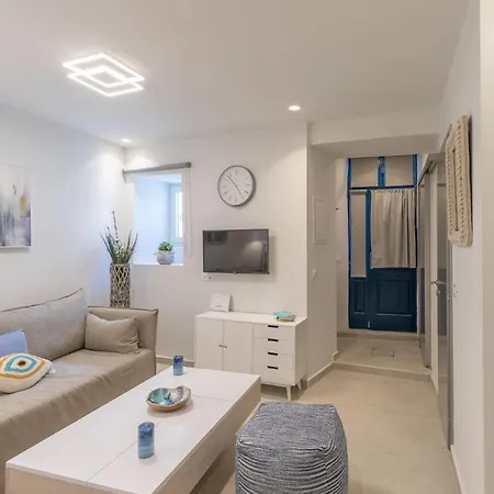 Marno Mykonos *